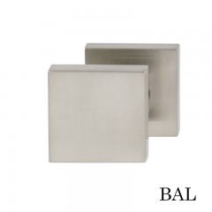 AJTÓGOMB FIX ROZETTÁS ELTOLT INOX BAL NÉGYZETROZETT. 53*53 MAESTRO 327KS211BSX60 
