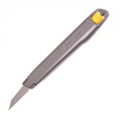 STANLEY 010590 DEKORKÉS TÖRHETŐ 09mm FÉMVÁZAS INTERLOCK KIKÉPZÉSŰ  